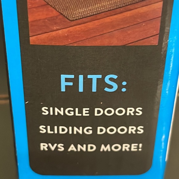 NWT Magic Mesh Easy to Install-Let Fresh Air In -Hands-Free Screen Door Deluxe - Picture 5 of 9